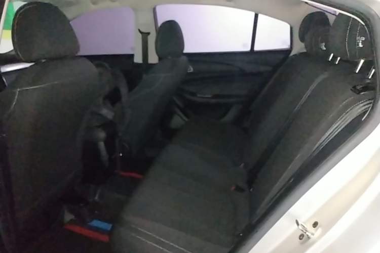 Used Roewe i5 2020 1.5L Manual 4G Connect Luxury Edition Left Rear Seat