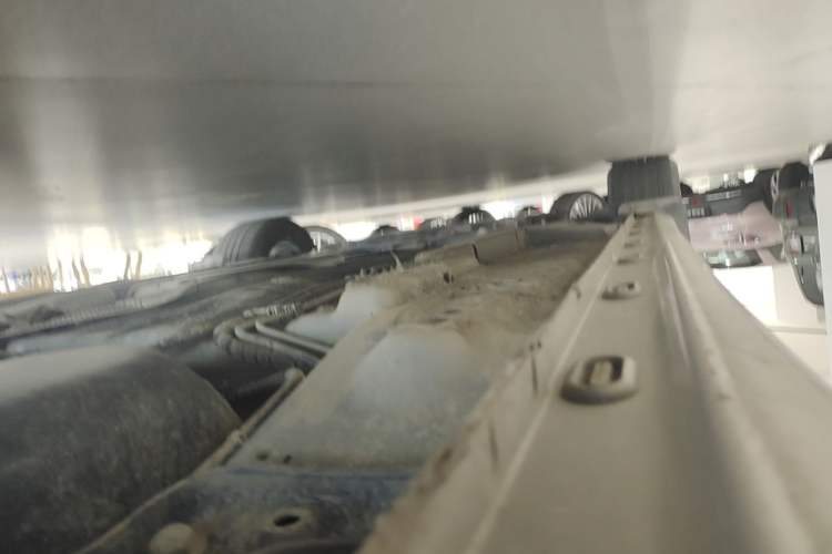 Used Roewe i5 2020 1.5L Automatic 4G Connect Luxury Flagship Edition Left Side Sill