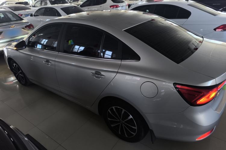 Used Roewe i5 2020 1.5L Automatic 4G Connect Luxury Flagship Edition Left Side