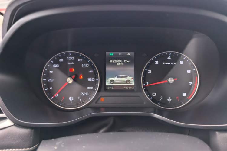 Used Roewe i5 2020 1.5L Manual 4G Connect Luxury Edition Odometer Close Up