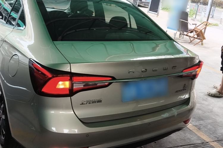 Used Roewe i5 2020 1.5L Automatic 4G Connect Luxury Flagship Edition Rear