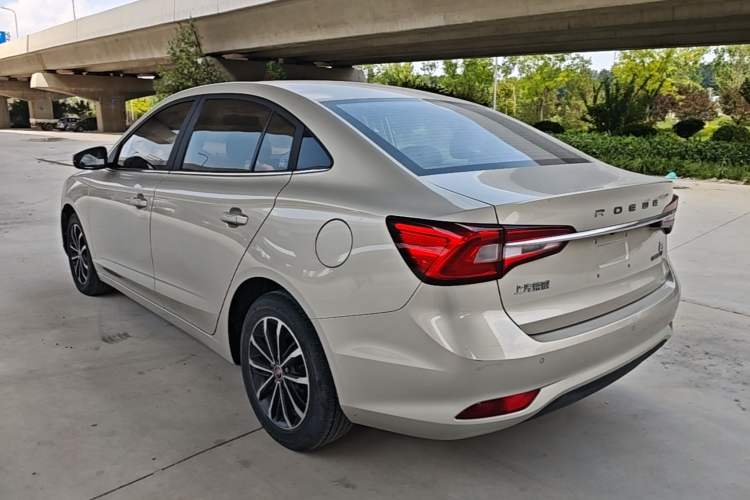 Used Roewe i5 2020 1.5L Manual 4G Connect Leehao Flagship Edition Rear Left 45 Deg