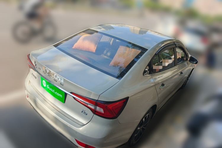 Used Roewe i5 2020 1.5L Automatic 4G Connect Luxury Flagship Edition Rear Right 45 Deg