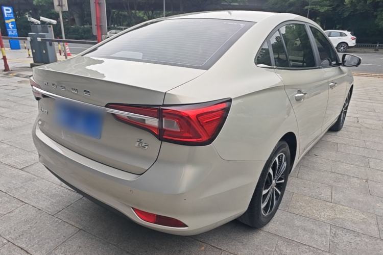 Used Roewe i5 2020 1.5L Automatic 4G Connect Luxury Flagship Edition Rear Right 45 Deg