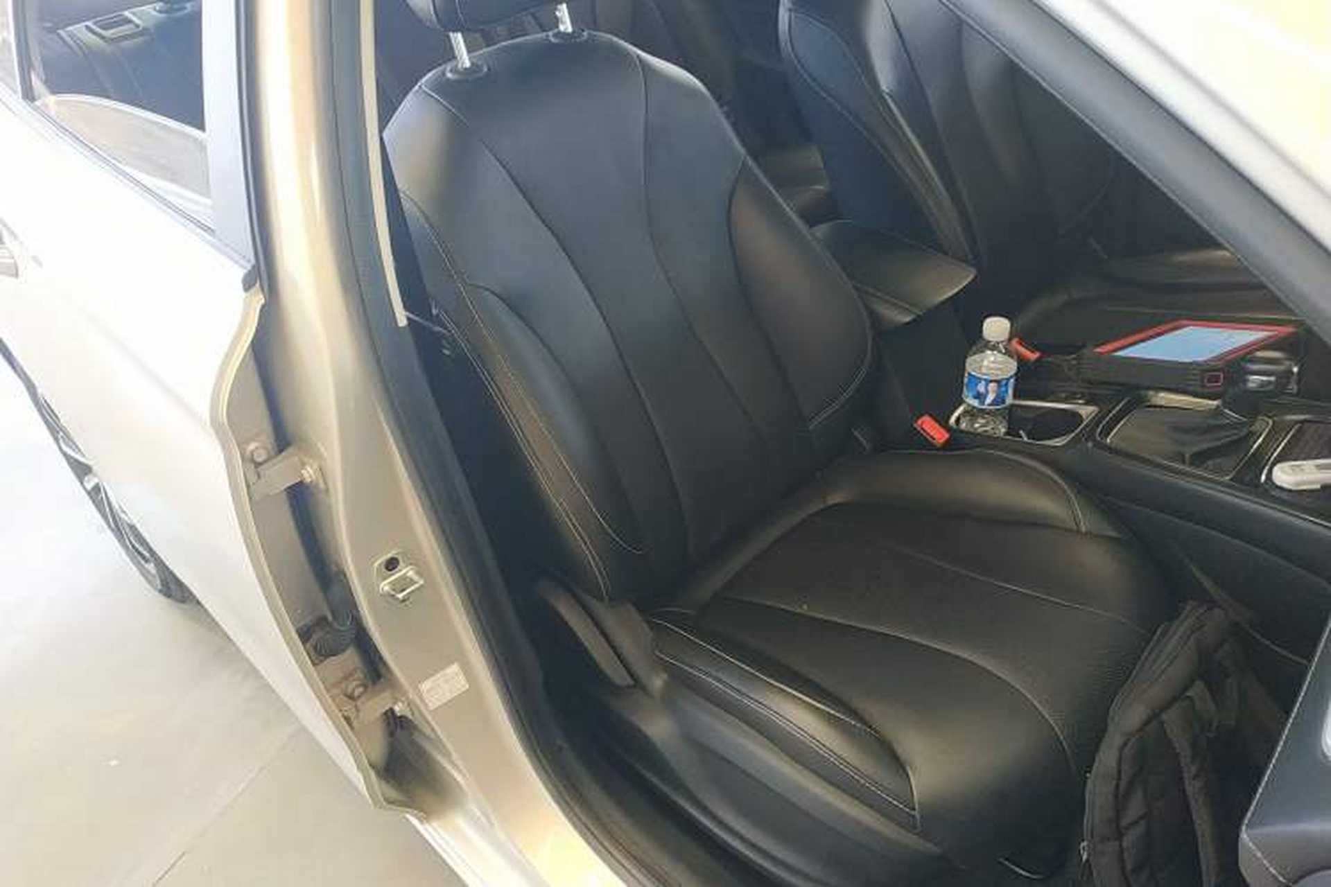 Used Roewe i5 2020 1.5L Automatic 4G Connect Luxury Flagship Edition Right Front Seat