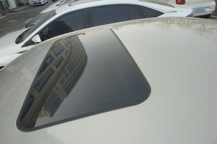 Used Roewe i5 2020 1.5L Manual 4G Connect Leehao Flagship Edition Roof