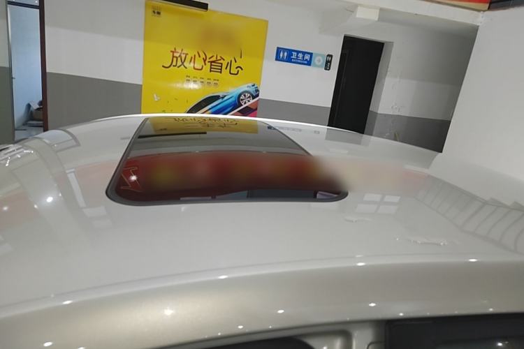 Used Roewe i5 2020 1.5L Automatic 4G Connect Luxury Flagship Edition Roof