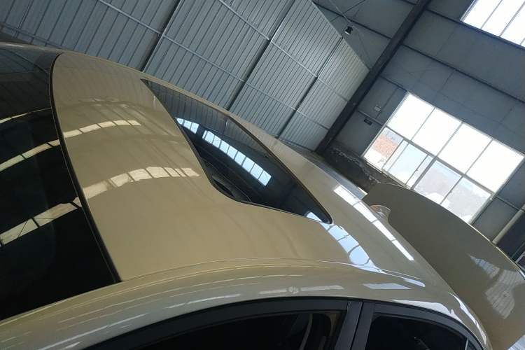 Used Roewe i5 2020 1.5L Automatic 4G Connect Luxury Flagship Edition Roof