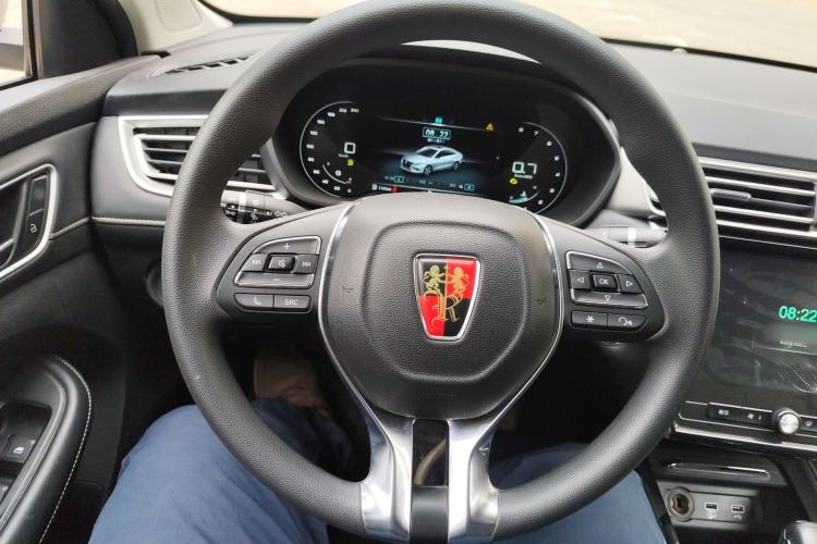 Used Roewe i5 2020 1.5L Automatic 4G Connect Luxury Flagship Edition Steering Wheel