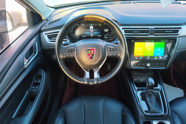 Used Roewe i5 2020 1.5L Automatic 4G Connect Luxury Flagship Edition Steering Wheel