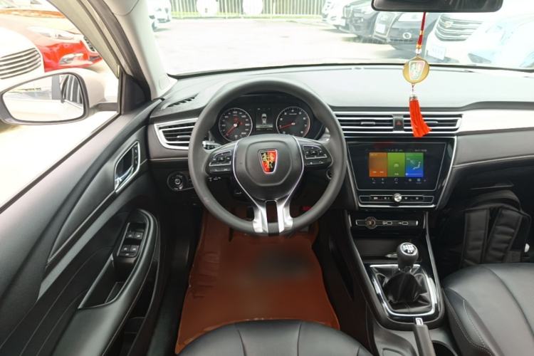 Used Roewe i5 2020 1.5L Manual 4G Connect Leehao Flagship Edition Steering Wheel