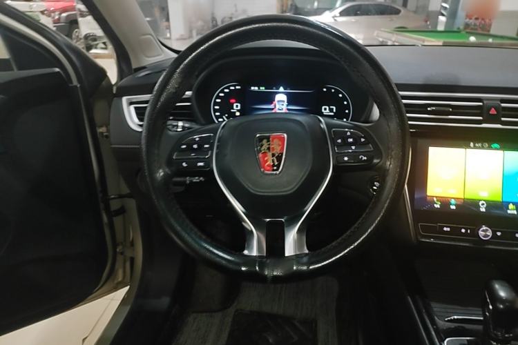 Used Roewe i5 2020 1.5L Automatic 4G Connect Luxury Flagship Edition Steering Wheel