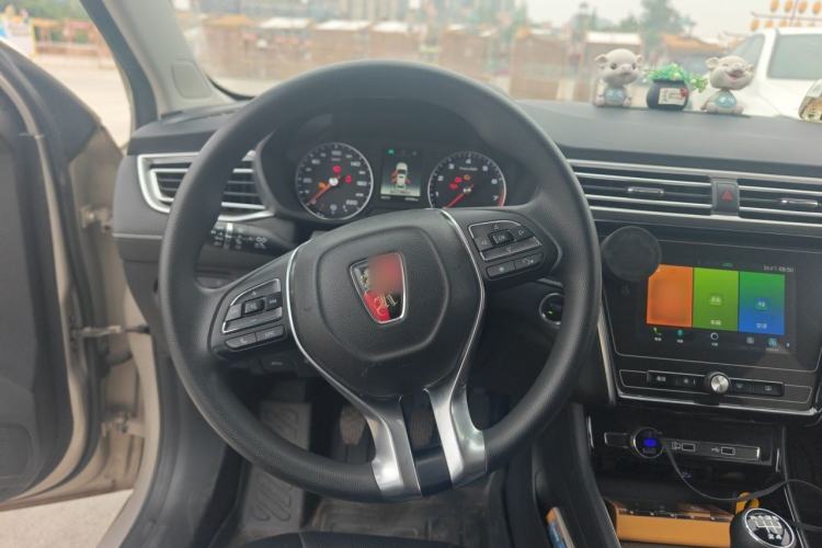 Used Roewe i5 2020 1.5L Manual 4G Connect Leehao Flagship Edition Steering Wheel