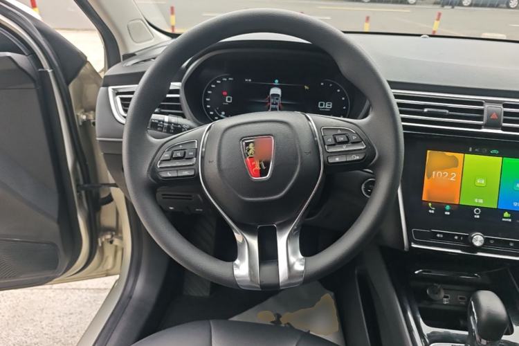 Used Roewe i5 2020 1.5L Automatic 4G Connect Luxury Flagship Edition Steering Wheel