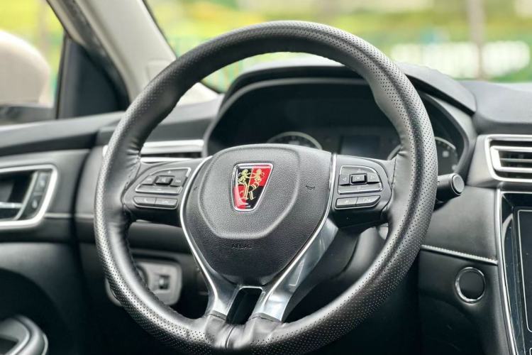 Used Roewe i5 2020 1.5L Manual 4G Connect Luxury Edition Steering Wheel