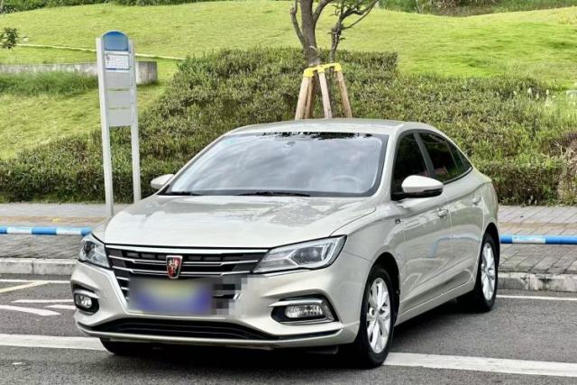 Used Roewe i5 2020 1.5L Manual 4G Connect Luxury Edition