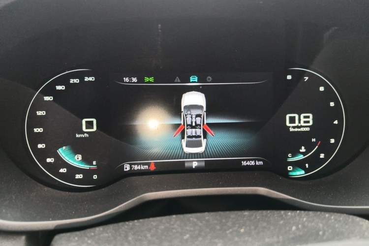 Used Roewe i5 2020 1.5L Automatic 4G Connect Luxury Flagship Edition Odometer Close Up