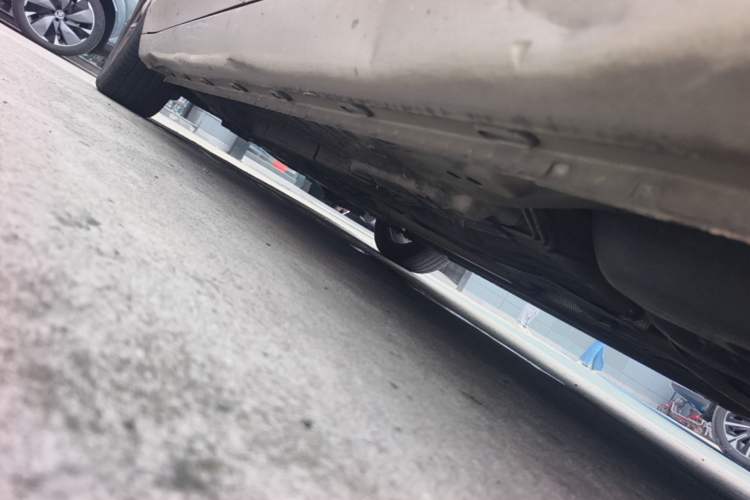 Used Roewe i5 2020 1.5L Automatic 4G Connected Linghao Edition Chassis Rear Left