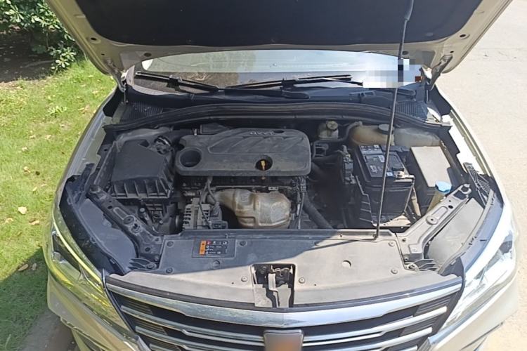 Used Roewe i5 2020 1.5L Automatic 4G Connect Luxury Flagship Edition Engine Bay
