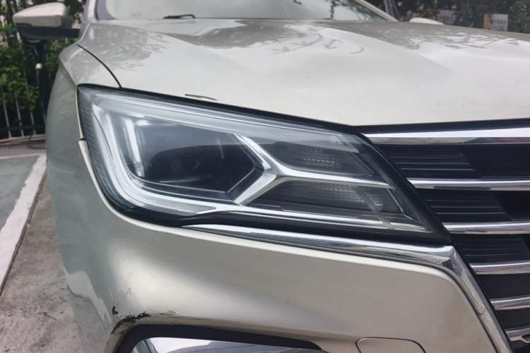 Used Roewe i5 2020 1.5L Automatic 4G Connected Linghao Edition Right Front Headlight