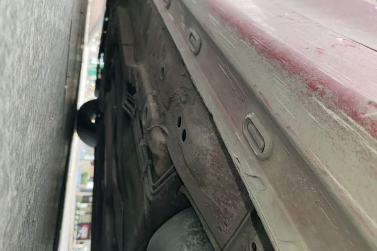 Used Roewe i5 2020 1.5L Automatic 4G Connect Luxury Flagship Edition Chassis Rear Left