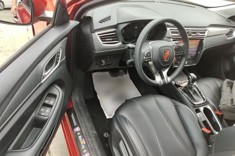 Used Roewe i5 2020 1.5L Automatic 4G Connect Luxury Flagship Edition Driver Seat