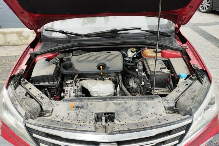 Used Roewe i5 2020 1.5L Automatic 4G Connect Luxury Flagship Edition Engine Bay