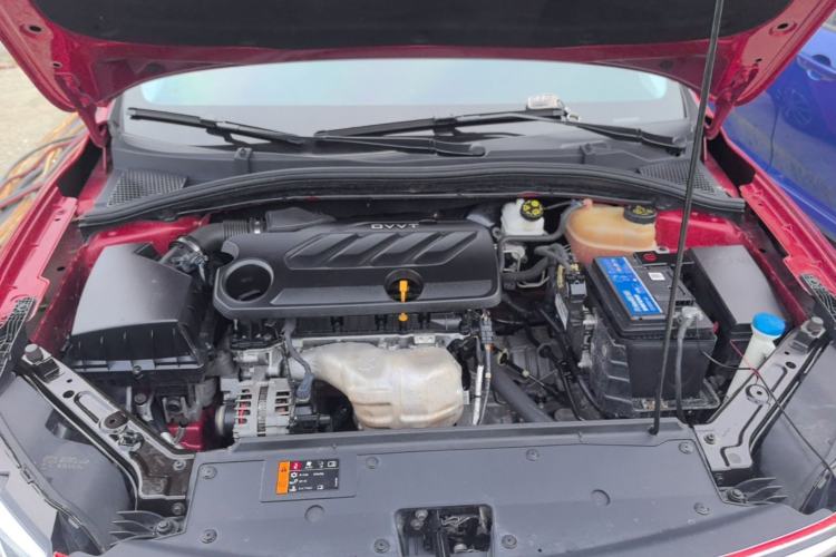 Used Roewe i5 2020 1.5L Automatic 4G Connect Luxury Flagship Edition Engine Bay