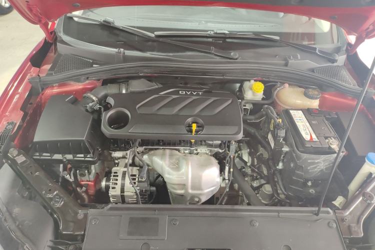 Used Roewe i5 2020 1.5L Automatic 4G Connect Luxury Flagship Edition Engine Bay