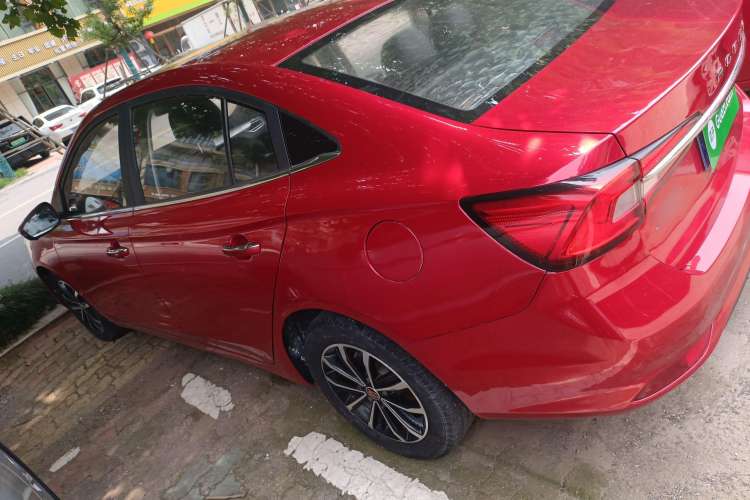Used Roewe i5 2020 1.5L Automatic 4G Connect Luxury Flagship Edition Exterior 3