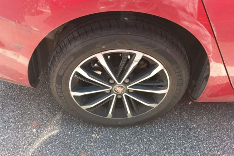 Used Roewe i5 2020 1.5L Automatic 4G Connect Luxury Flagship Edition Exterior 5