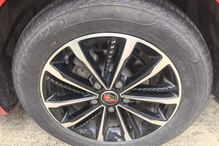 Used Roewe i5 2020 1.5L Automatic 4G Connect Luxury Flagship Edition Exterior 7