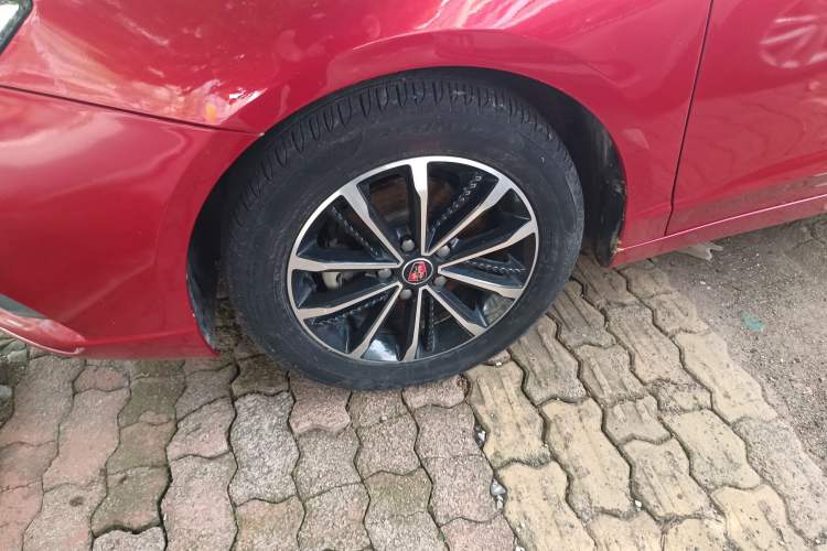 Used Roewe i5 2020 1.5L Automatic 4G Connect Luxury Flagship Edition Exterior 7