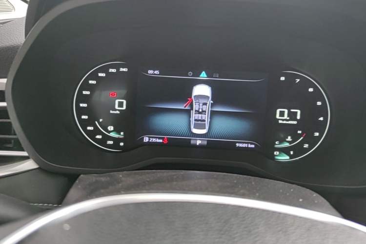 Used Roewe i5 2020 1.5L Automatic 4G Connect Luxury Flagship Edition Instrument Cluster