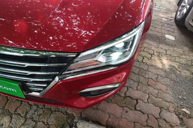 Used Roewe i5 2020 1.5L Automatic 4G Connect Luxury Flagship Edition Left Front Headlight