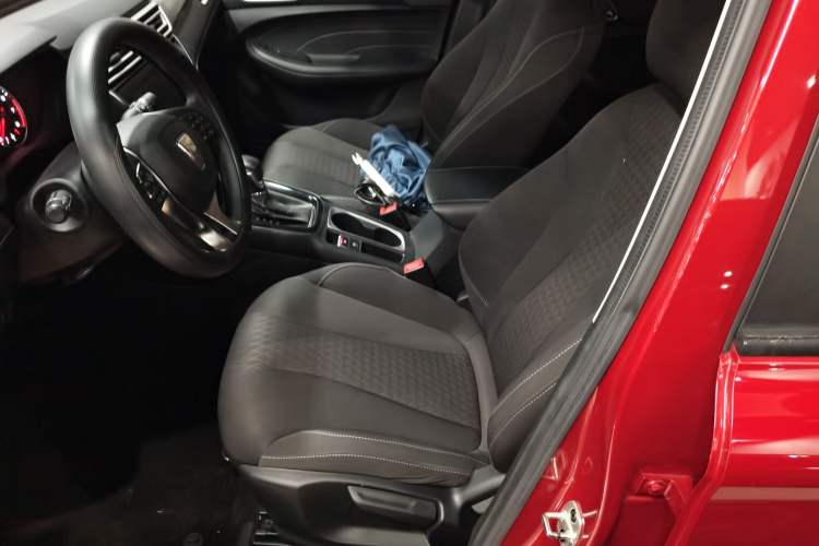 Used Roewe i5 2020 1.5L Automatic 4G Connected Linghao Edition Left Front Seat