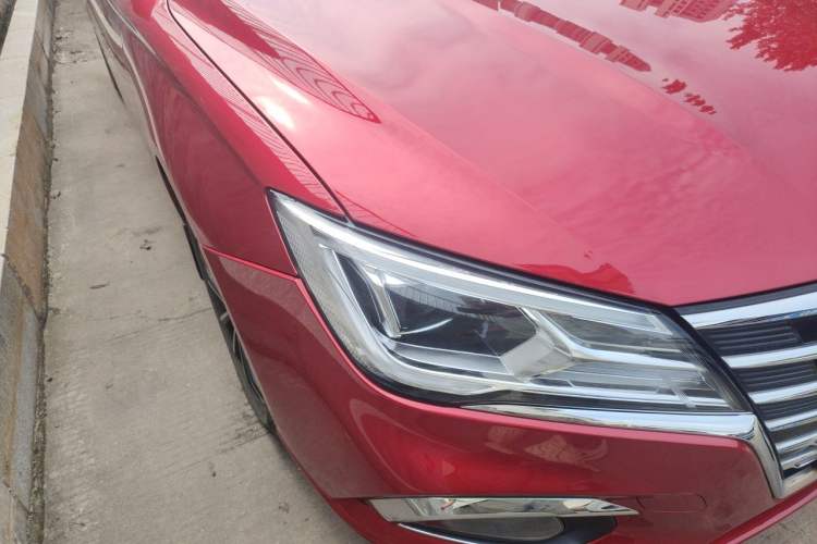 Used Roewe i5 2020 1.5L Automatic 4G Connect Luxury Flagship Edition Right Front Headlight