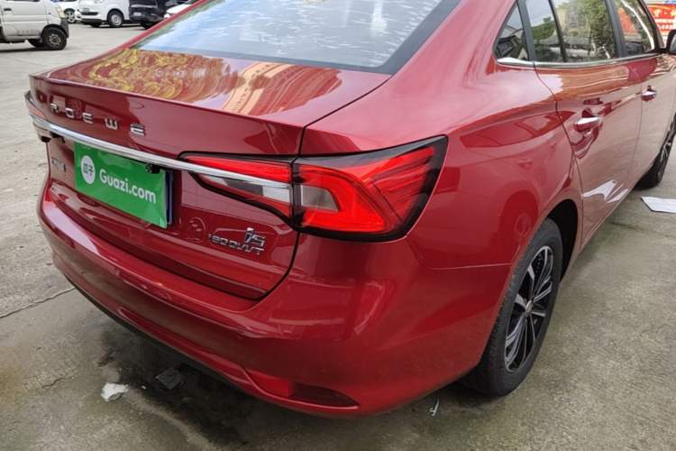 Used Roewe i5 2020 1.5L Automatic 4G Connect Luxury Flagship Edition Right Rear Taillight