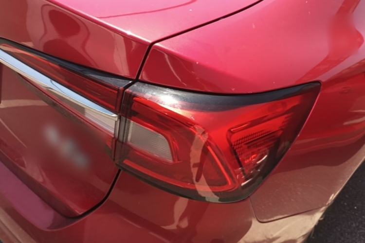 Used Roewe i5 2020 1.5L Automatic 4G Connect Luxury Flagship Edition Right Rear Taillight