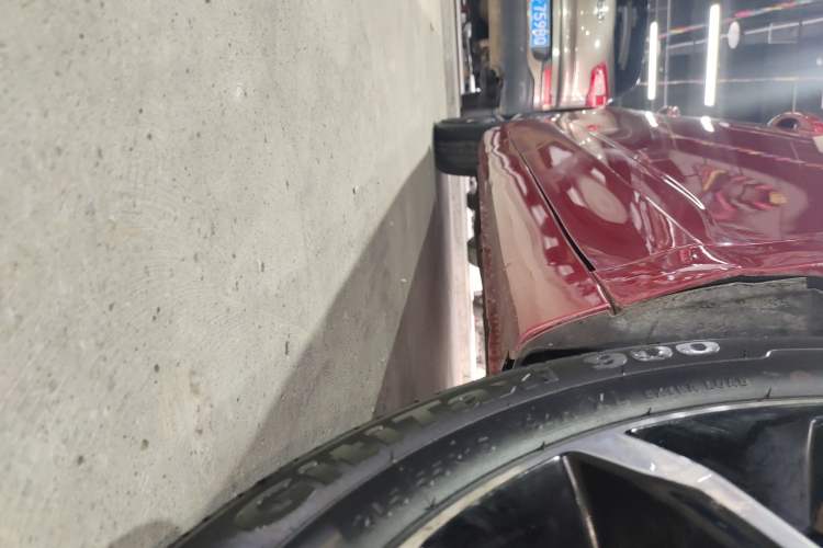 Used Roewe i5 2020 1.5L Automatic 4G Connect Luxury Flagship Edition Right Side Sill