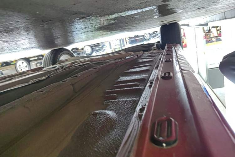 Used Roewe i5 2020 1.5L Automatic 4G Connect Luxury Flagship Edition Right Side Sill