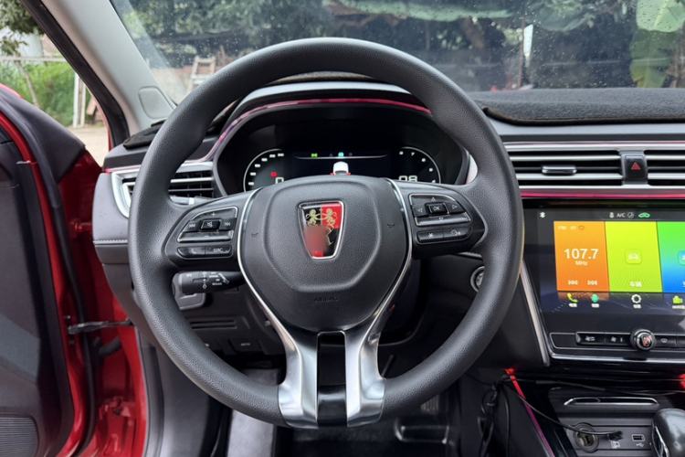 Used Roewe i5 2020 1.5L Automatic 4G Connect Luxury Flagship Edition Steering Wheel