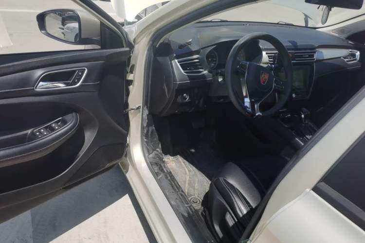 Used Roewe i5 2020 1.5L Automatic 4G Connected Linghao Edition Driver Seat