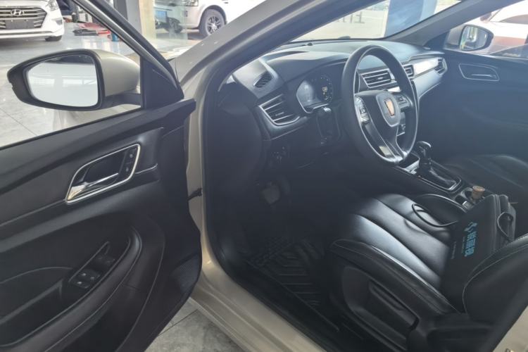 Used Roewe i5 2020 1.5L Automatic 4G Connect Luxury Flagship Edition Driver Seat
