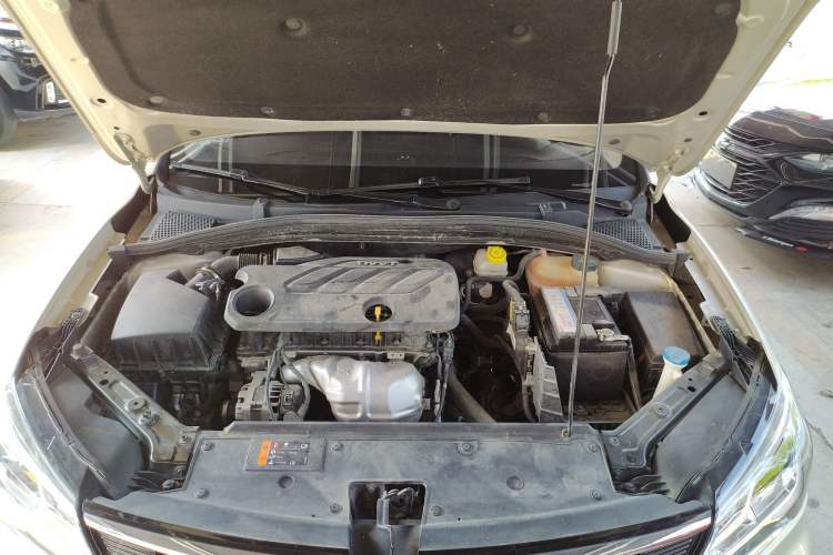 Used Roewe i5 2020 1.5L Manual 4G Connect Leehao Flagship Edition Engine Bay