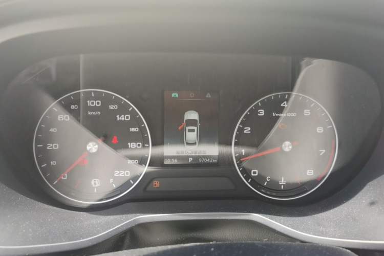 Used Roewe i5 2020 1.5L Automatic 4G Connected Linghao Edition Instrument Cluster