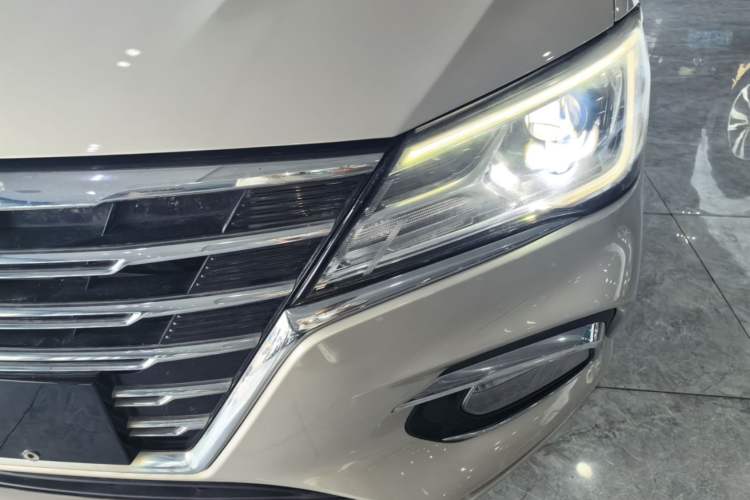 Used Roewe i5 2020 1.5L Automatic 4G Connect Luxury Flagship Edition Left Front Headlight