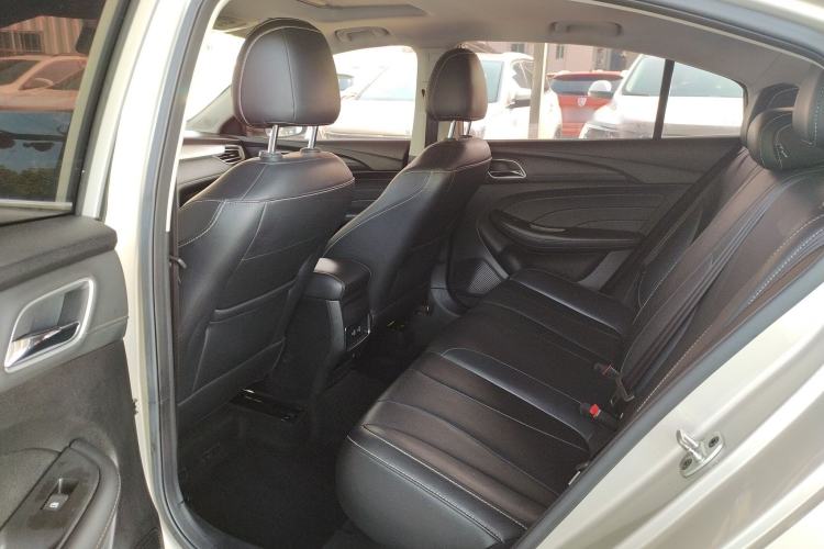 Used Roewe i5 2020 1.5L Manual 4G Connect Leehao Flagship Edition Left Rear Seat