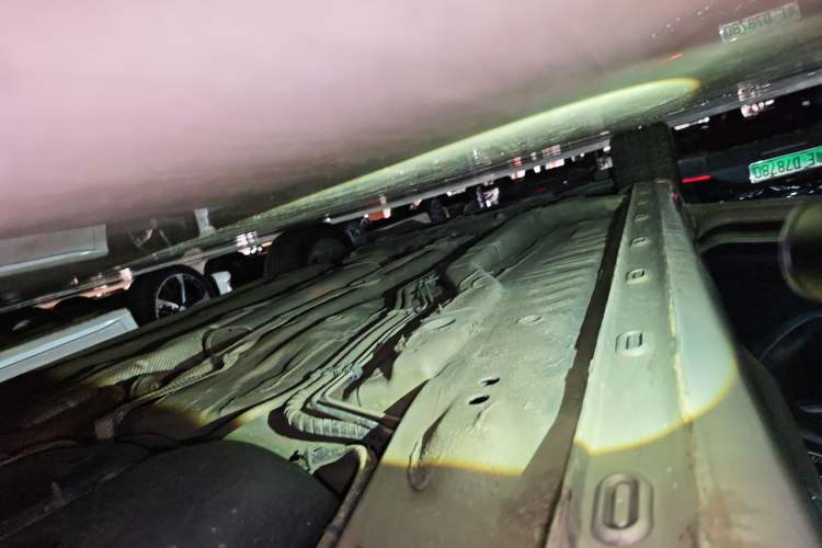Used Roewe i5 2020 1.5L Automatic 4G Connected Linghao Edition Left Side Sill