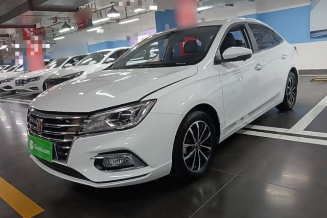 Ojetý Roewe i5 2020 1.5L Automatic 4G Connect Luxury Flagship Edition